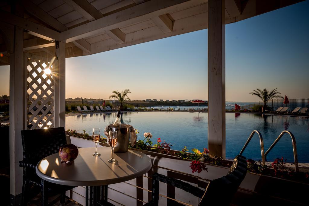 Arapya Sun Resort Luaran gambar